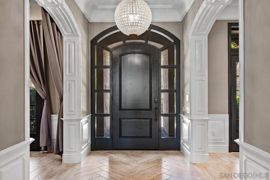 14360 Cascade Crossing