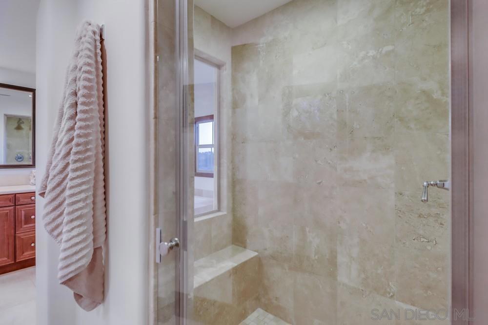 8457 Lower Scarborough