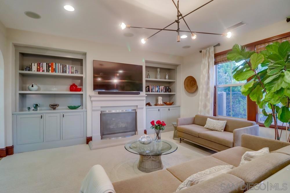 8457 Lower Scarborough