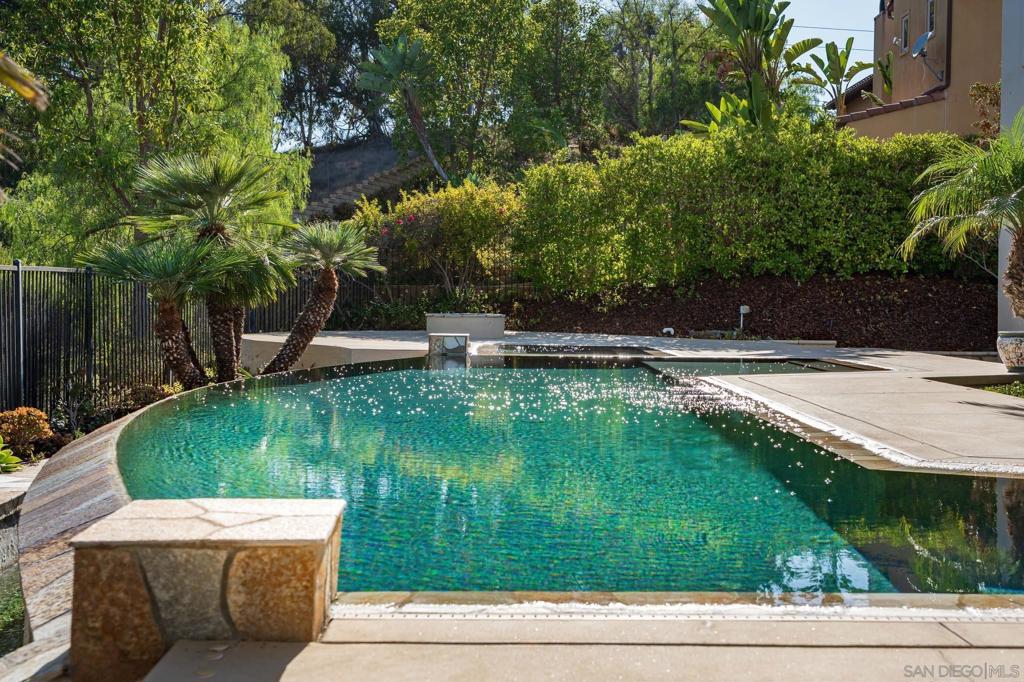 7371 Rancho Catalina Trail