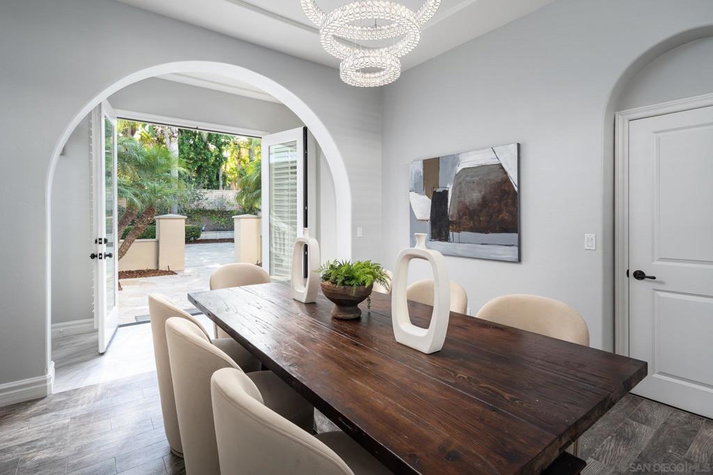 7371 Rancho Catalina Trail