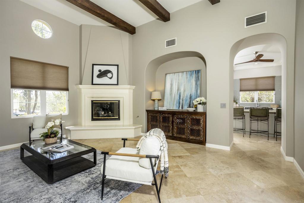 8295 Santaluz Village Green N