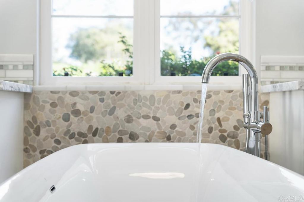 8295 Santaluz Village Green N