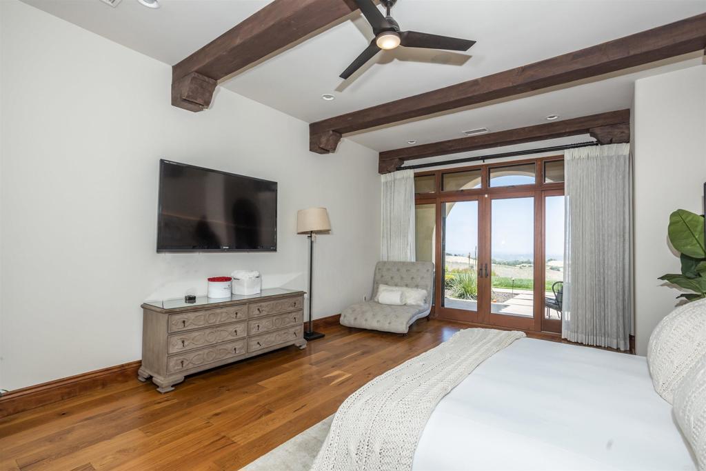 8136 E Entrada De Luz