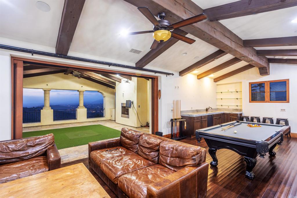 8136 E Entrada De Luz