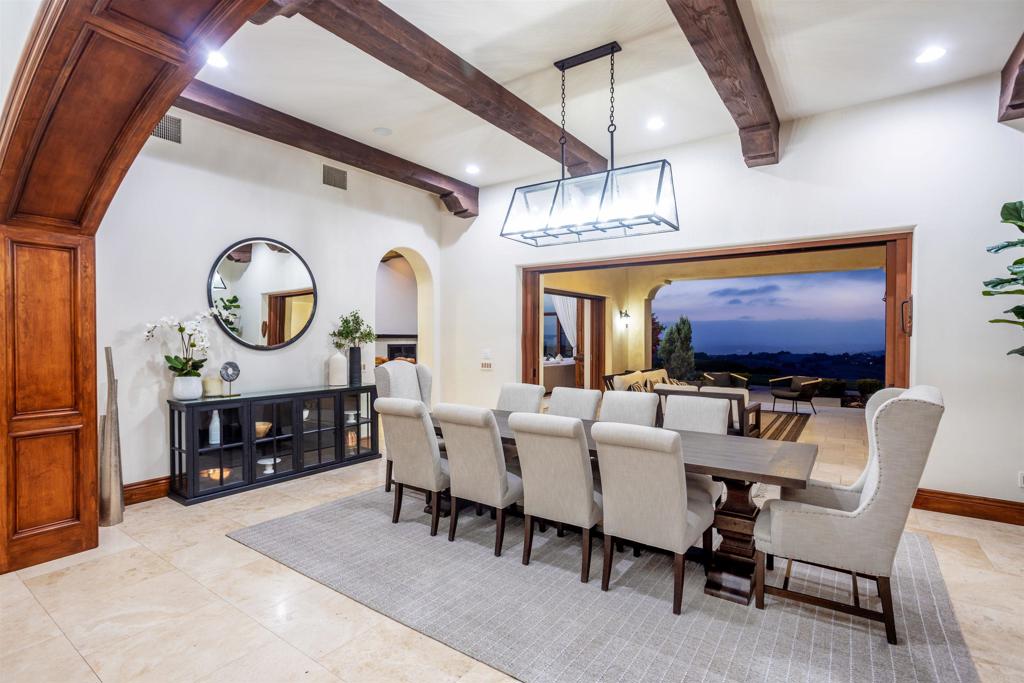 8136 E Entrada De Luz