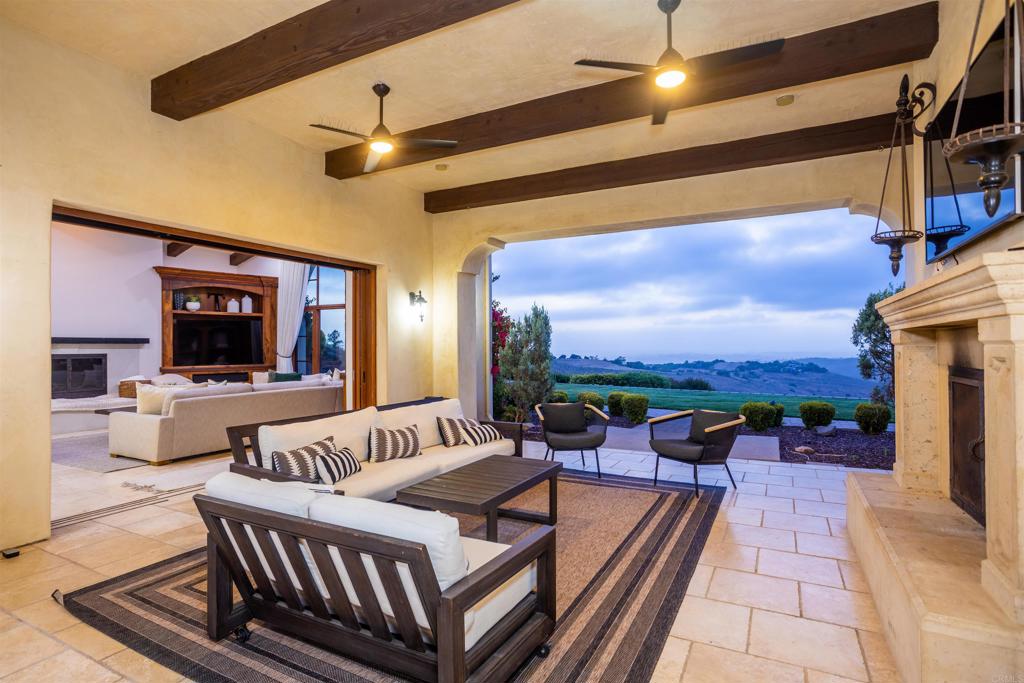 8136 E Entrada De Luz