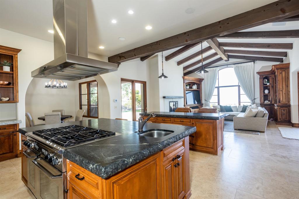 8136 E Entrada De Luz