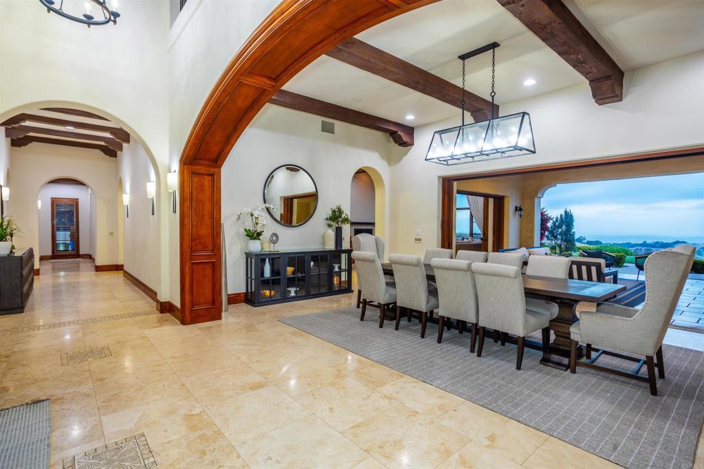 8136 E Entrada De Luz