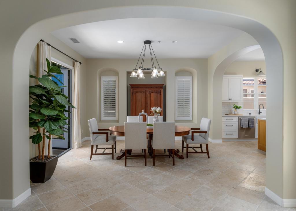 8130 Santaluz Village Green N