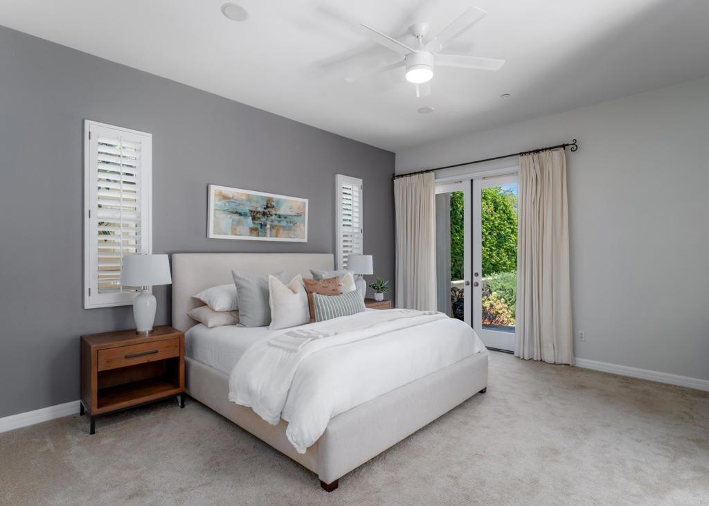 8130 Santaluz Village Green N