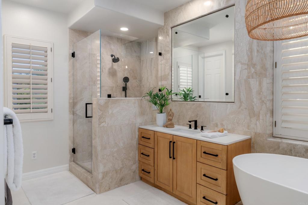 8130 Santaluz Village Green N