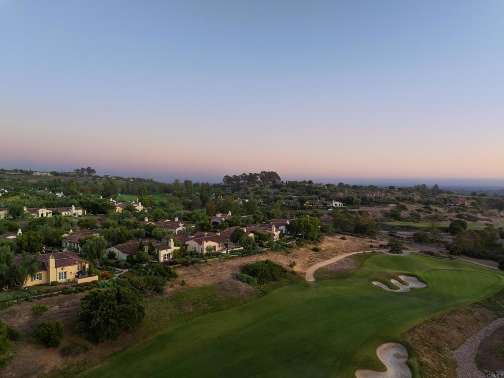 8130 Santaluz Village Green N