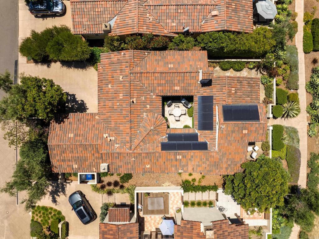 8130 Santaluz Village Green N