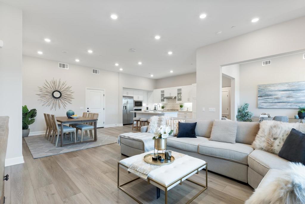 16750 Coyote Bush 114