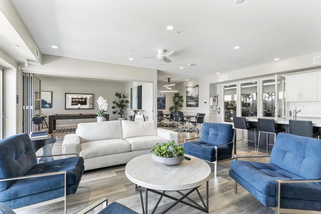 16750 Coyote Bush 114