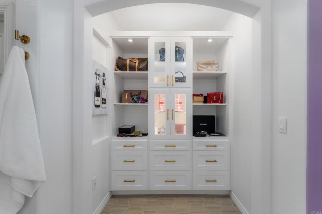 16055 Penny Lane