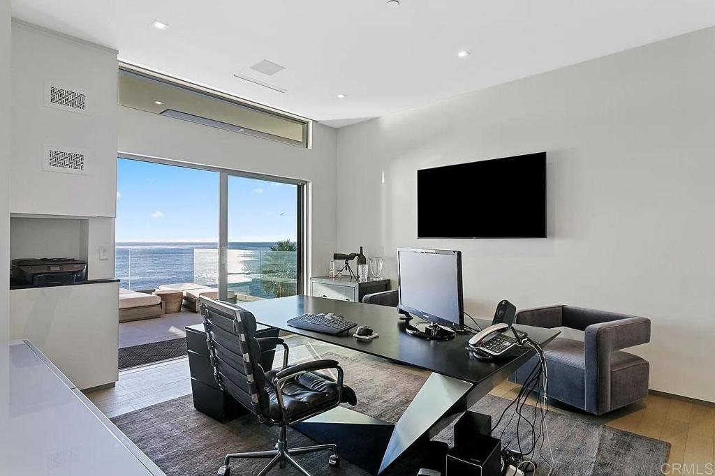 6436 Camino De La Costa