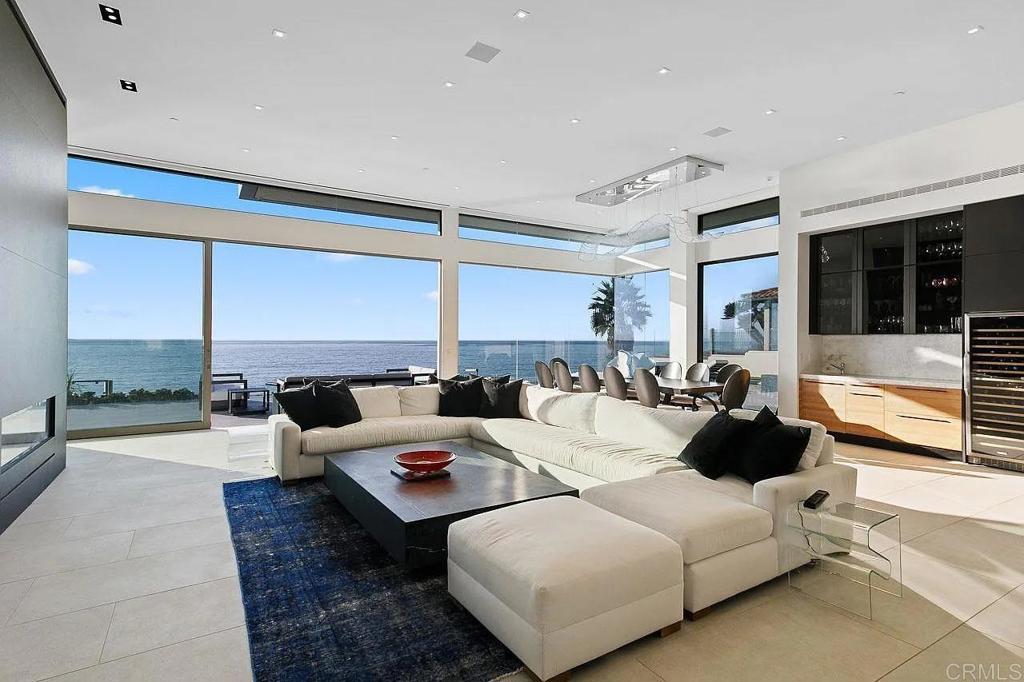6436 Camino De La Costa