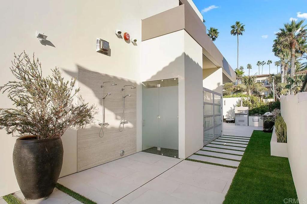 6436 Camino De La Costa