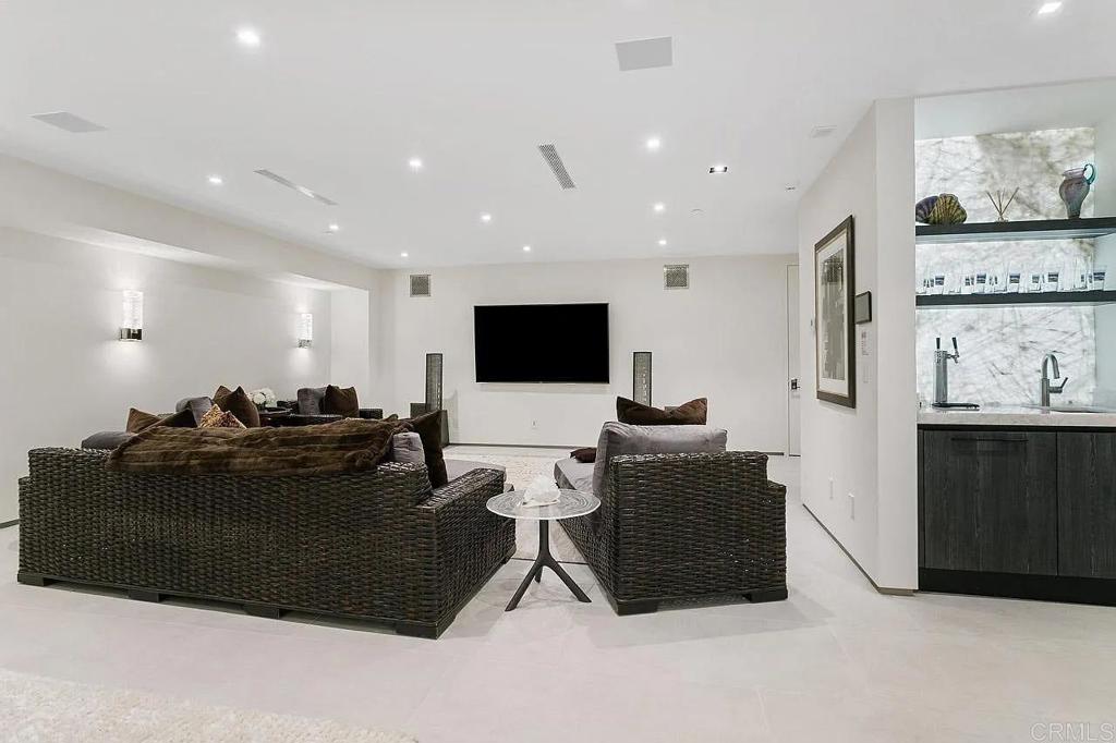 6436 Camino De La Costa