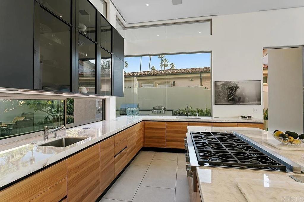 6436 Camino De La Costa