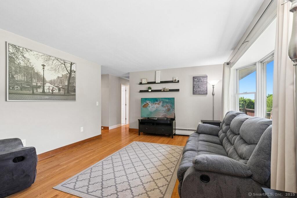 26 Thorson Road