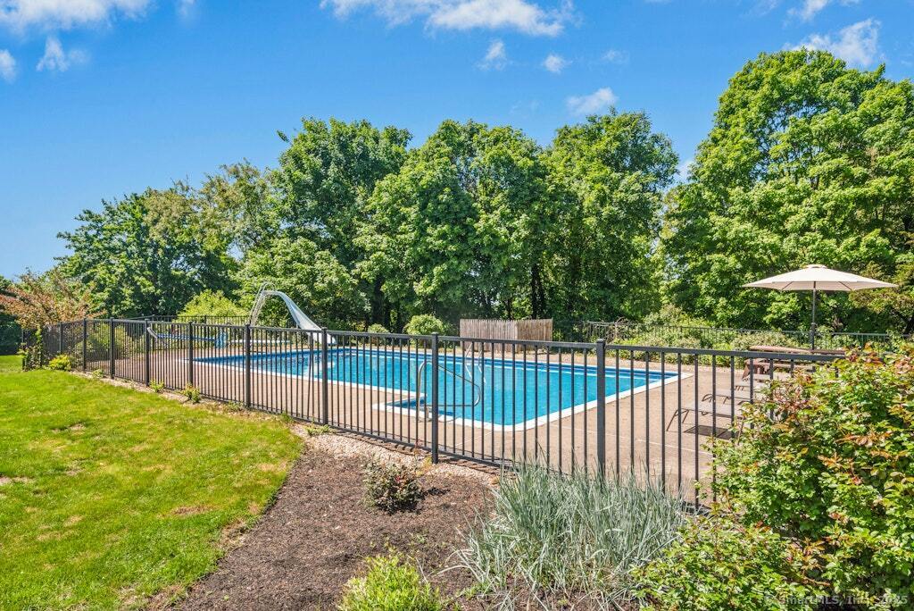26 Thorson Road