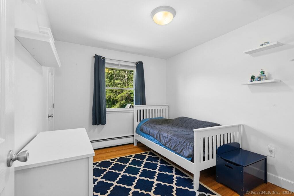 26 Thorson Road