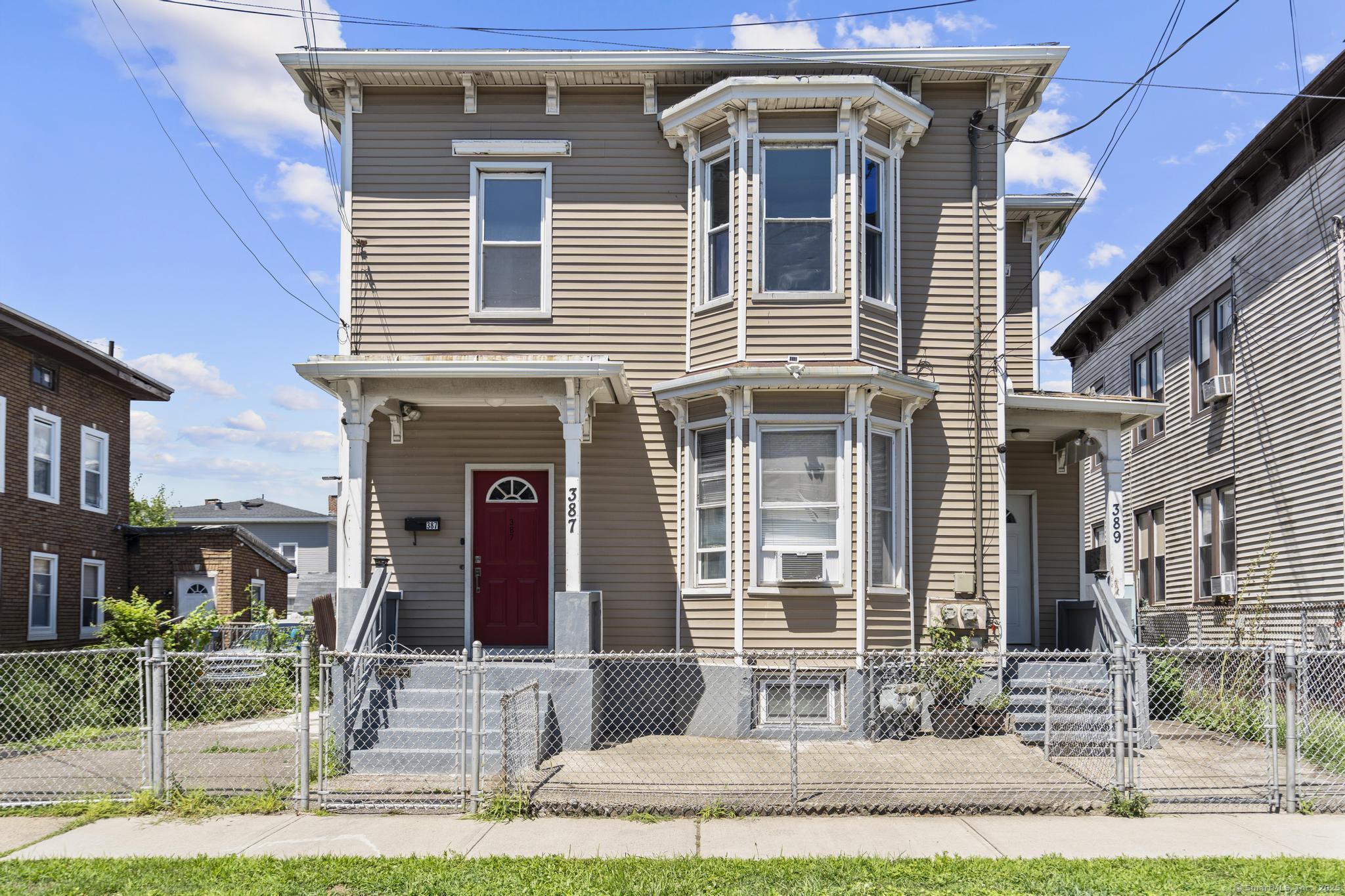 387 Nichols Street 2