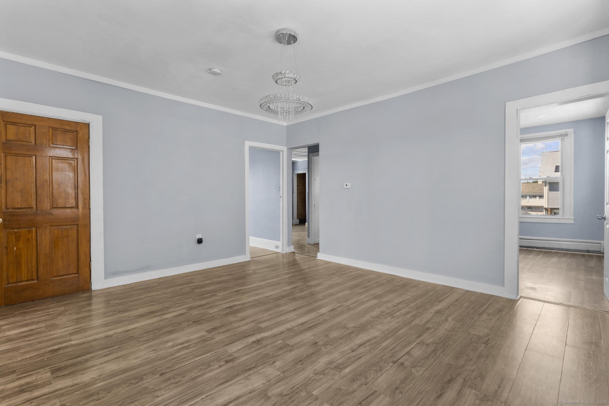 387 Nichols Street 2