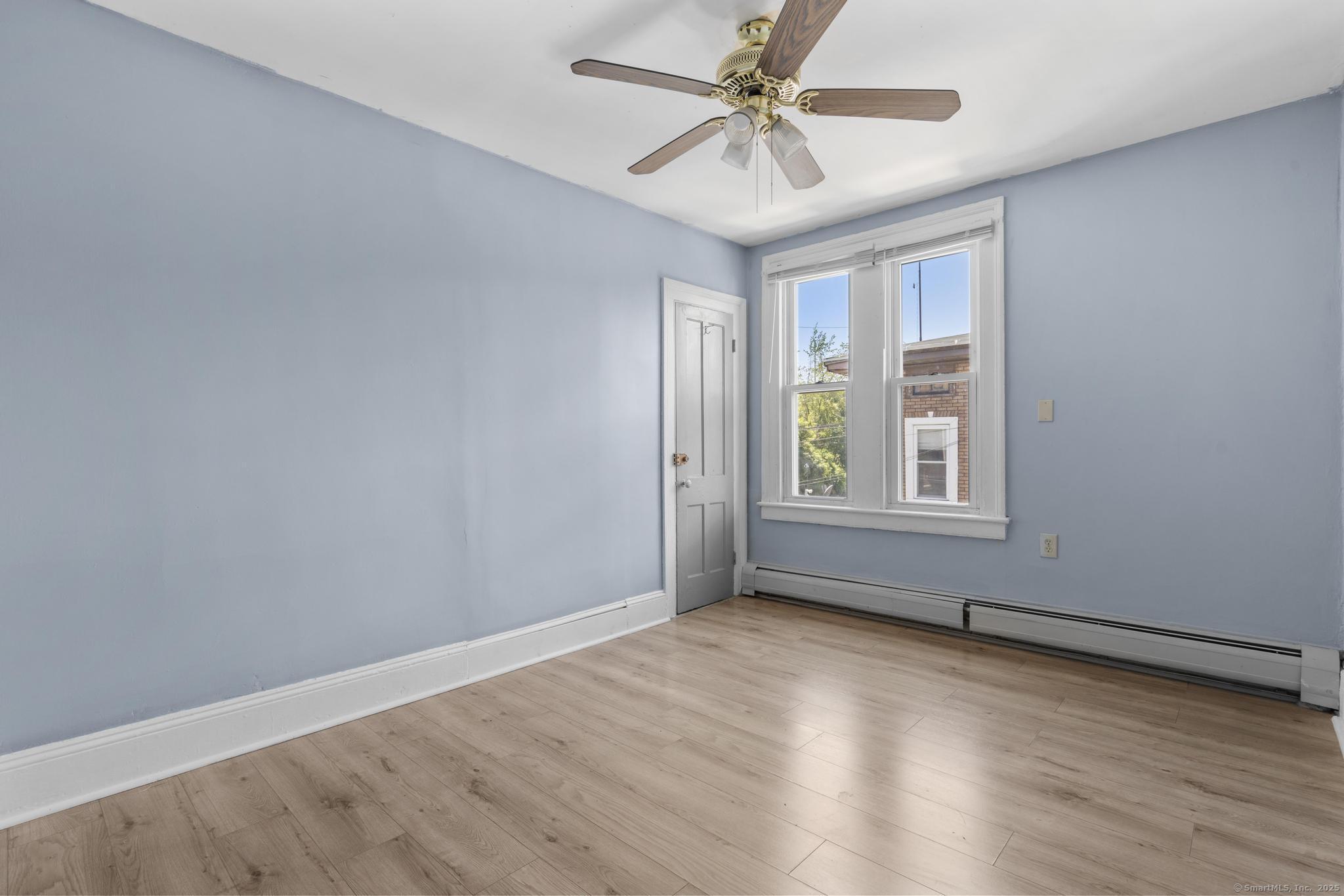 387 Nichols Street 2