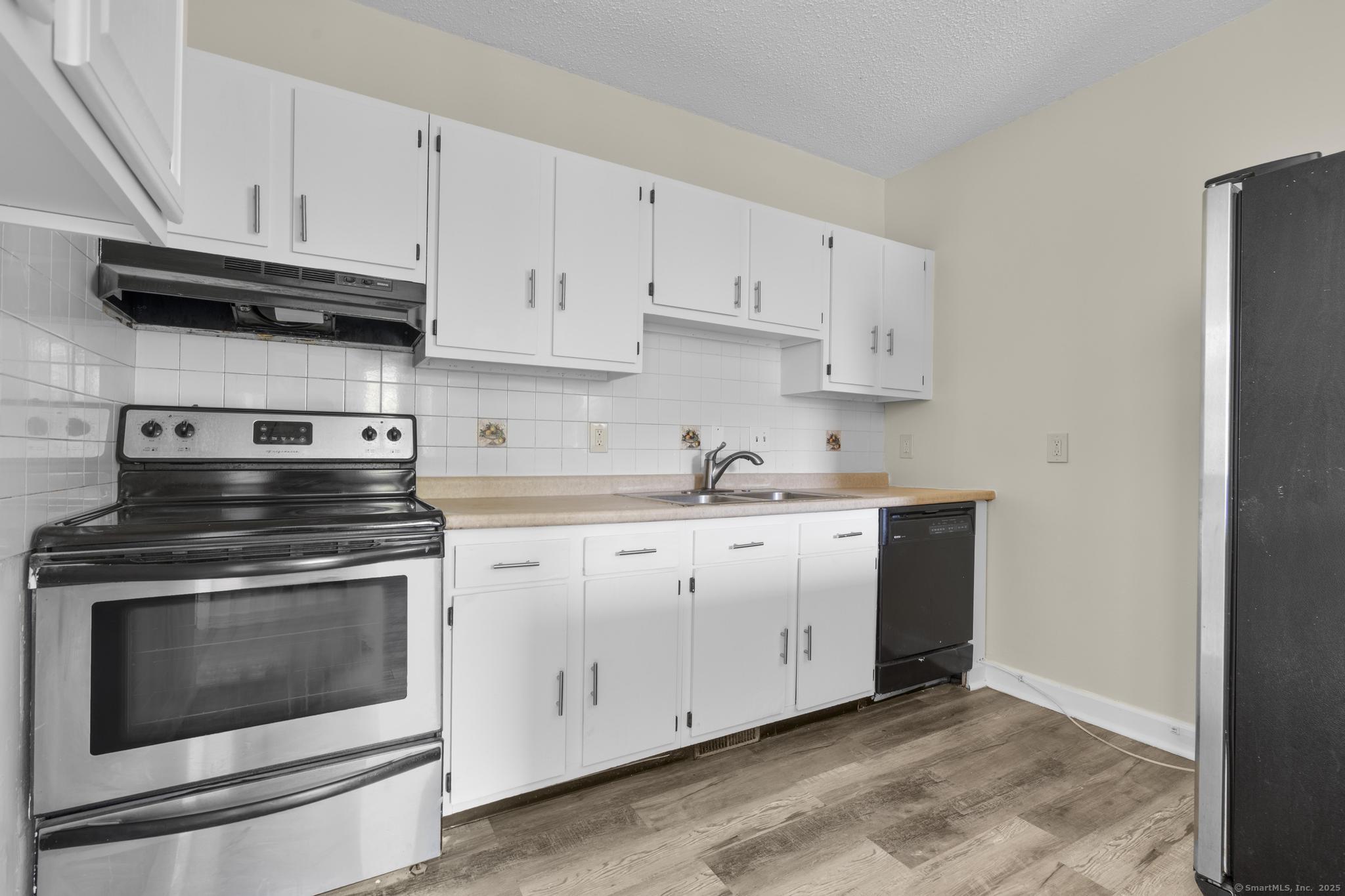 45 Kossuth Street