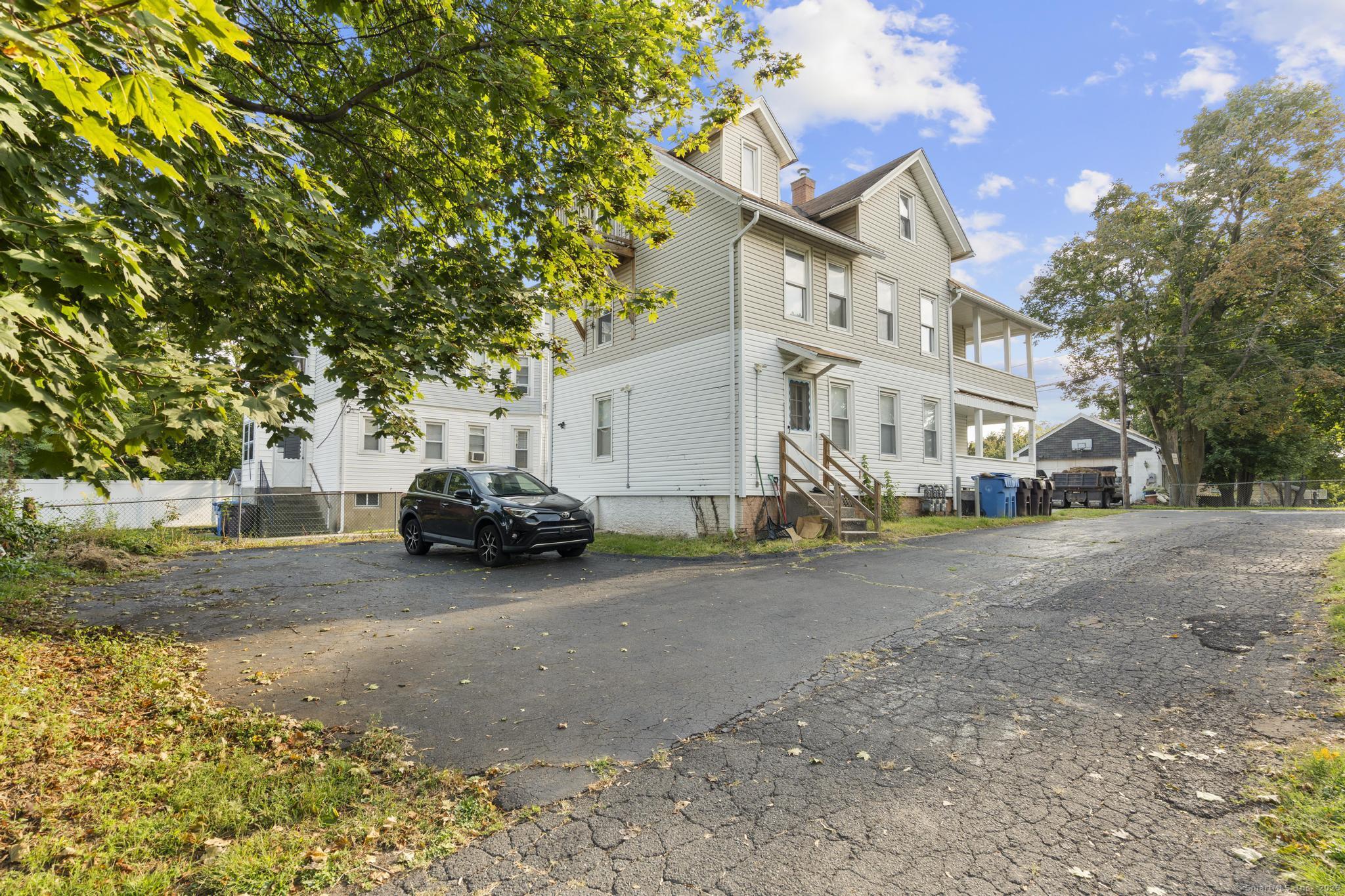 27 Holmes Avenue