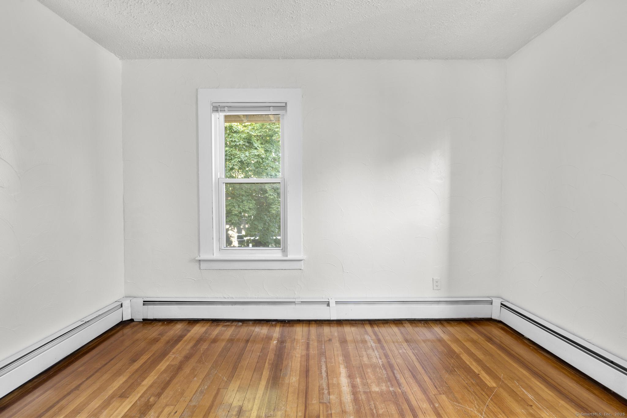27 Holmes Avenue