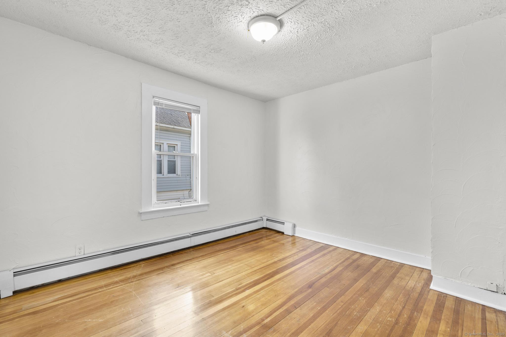 27 Holmes Avenue