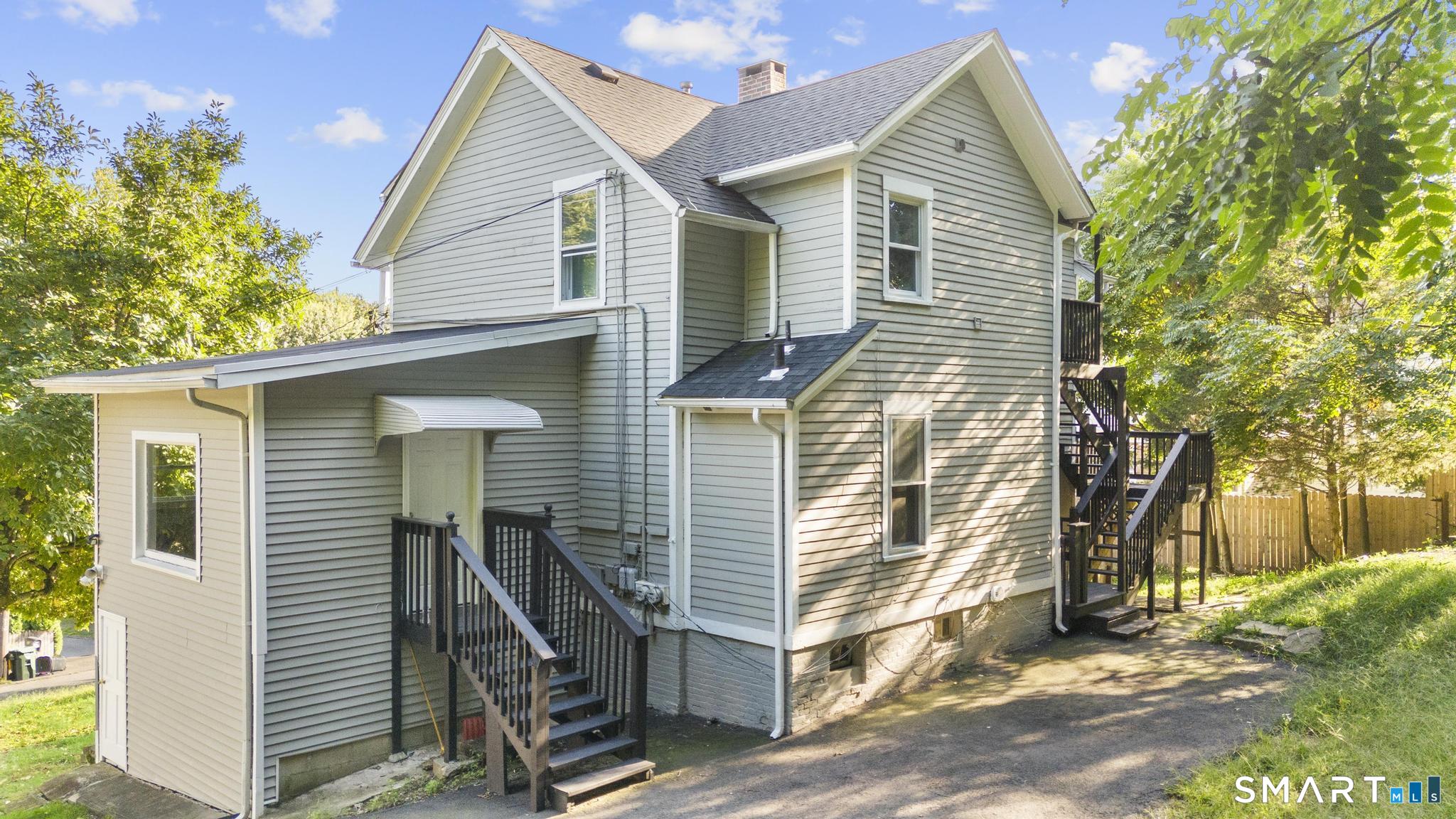 19 Woodbridge Avenue