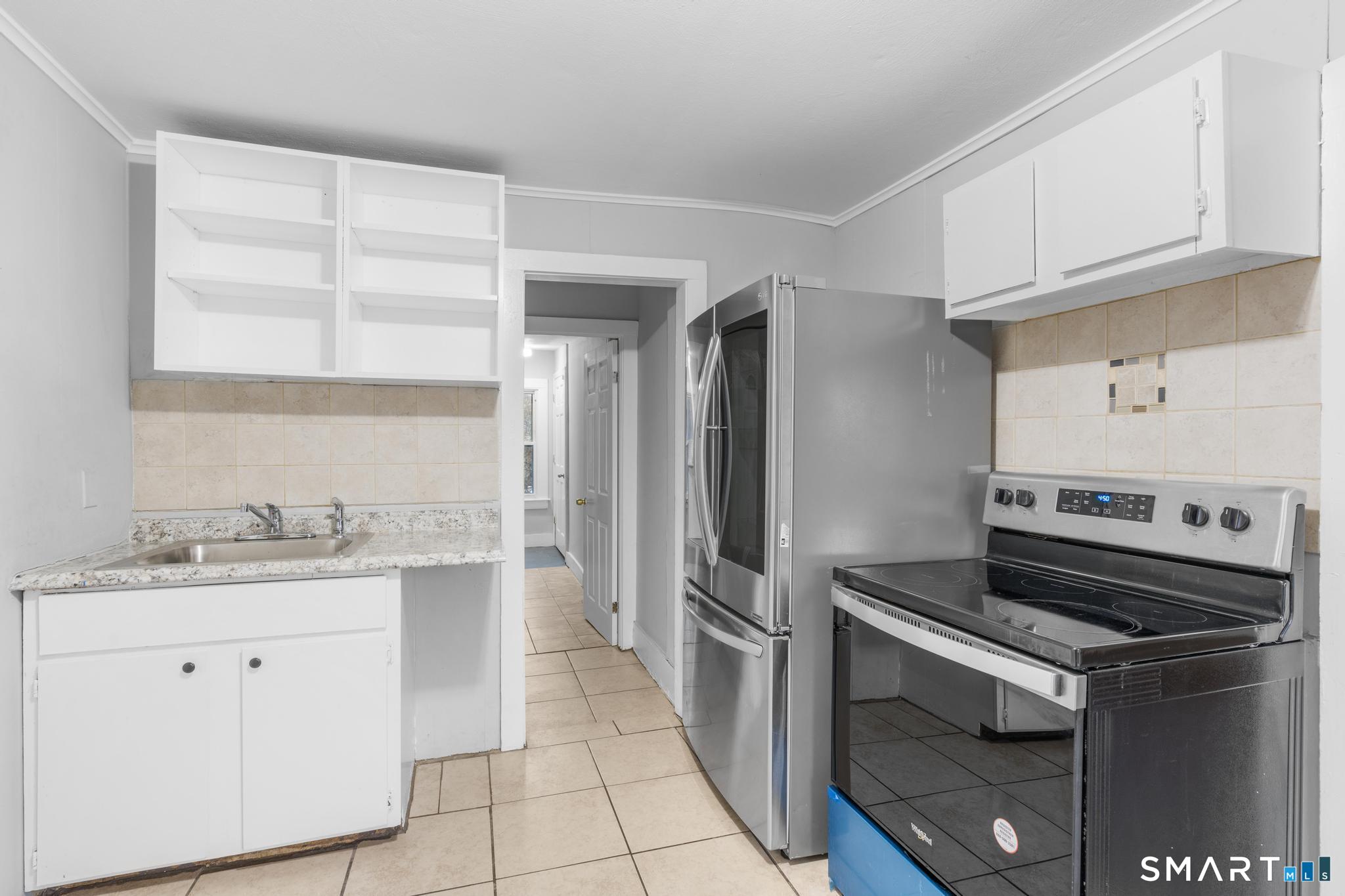 19 Woodbridge Avenue