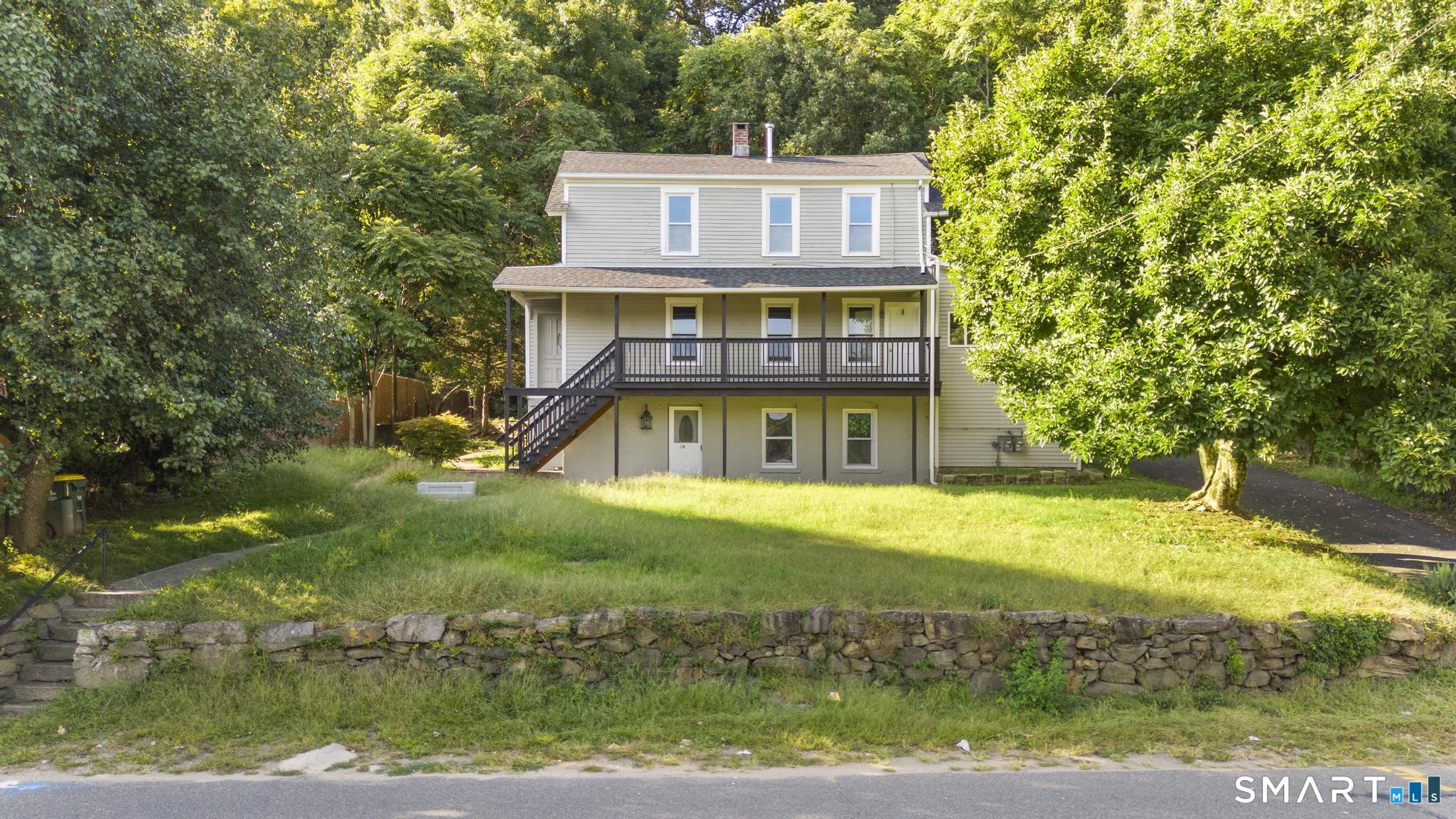 19 Woodbridge Avenue
