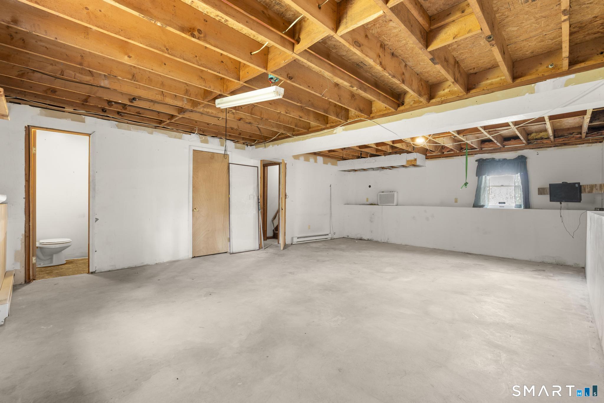 805 Woodin Street