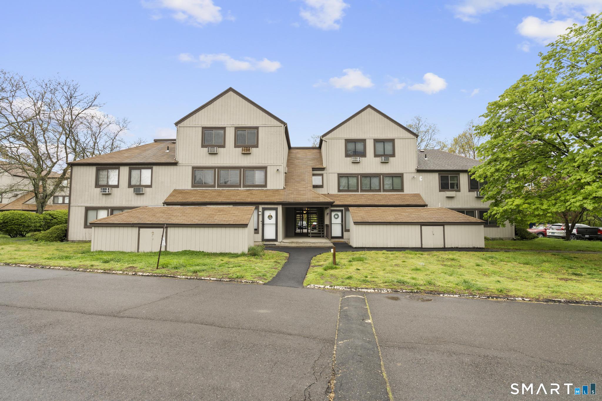 10 Pineview Drive C