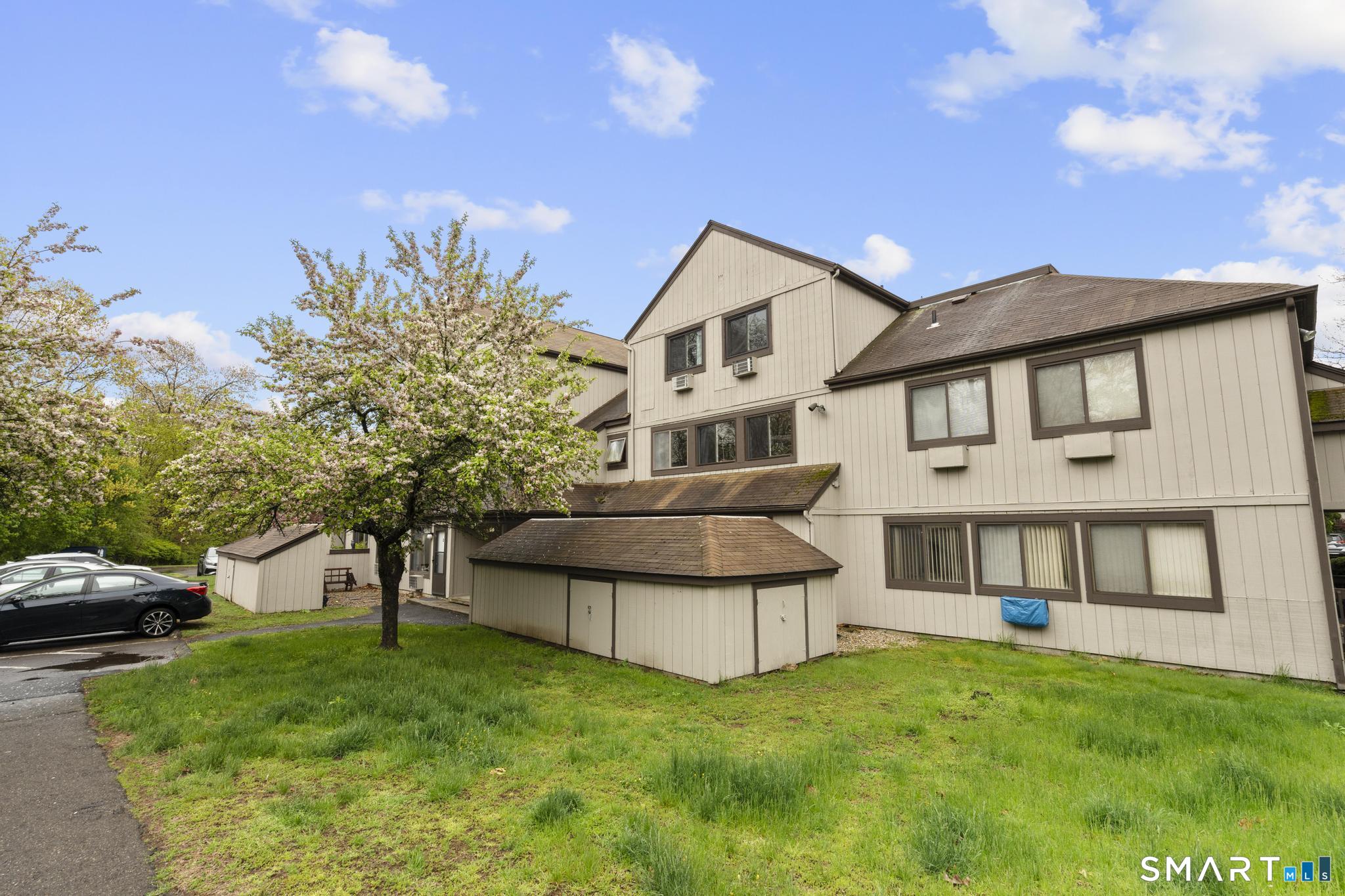 10 Pineview Drive C