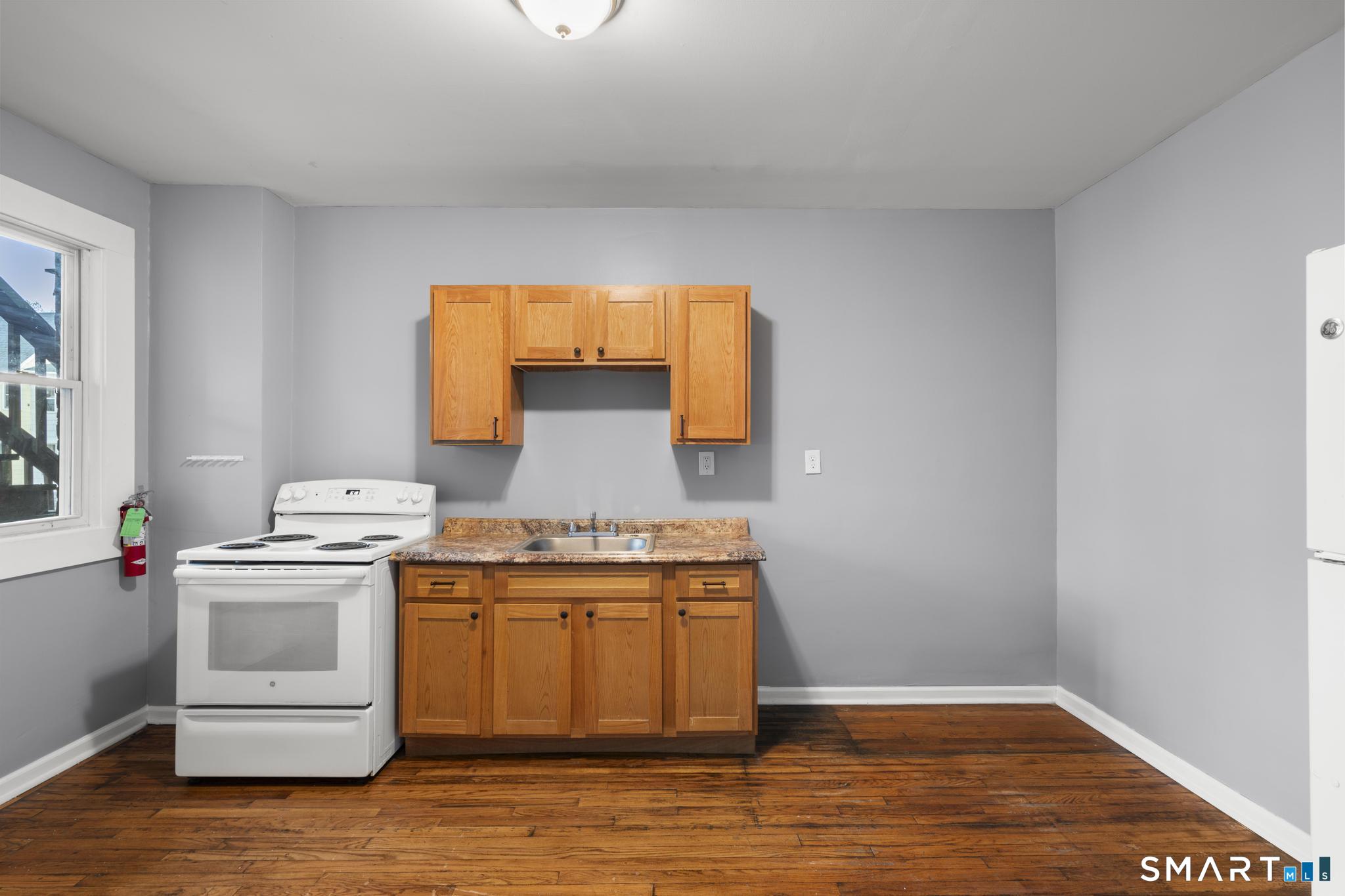 38 Beacon Street 38B1