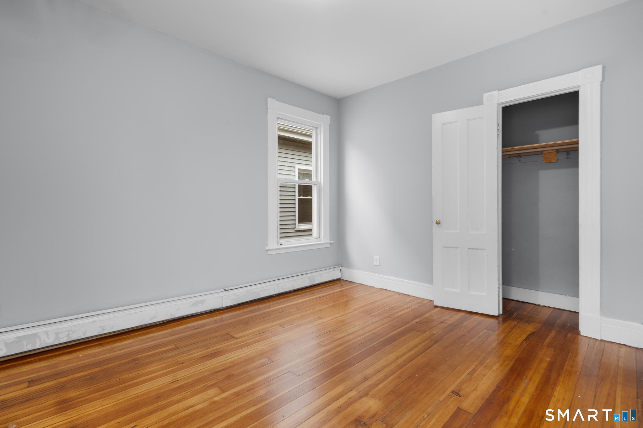 354 Poplar Street Unit: 2nd Flr