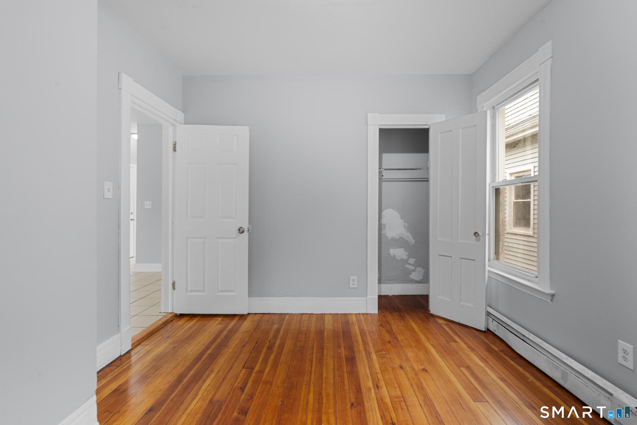 354 Poplar Street Unit: 2nd Flr