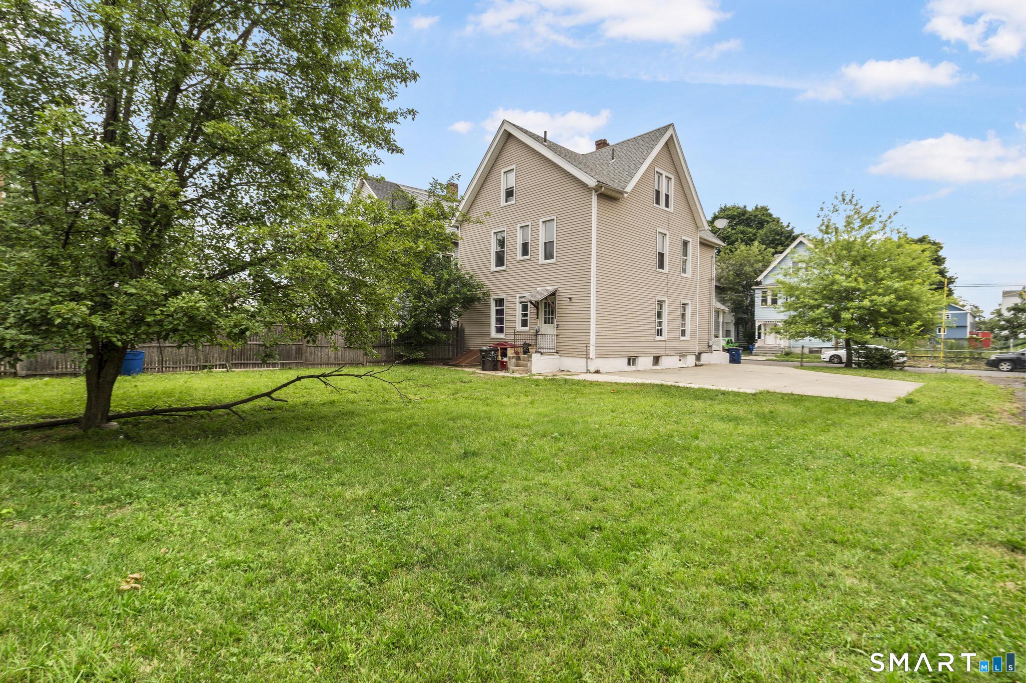 354 Poplar Street Unit: 2nd Flr