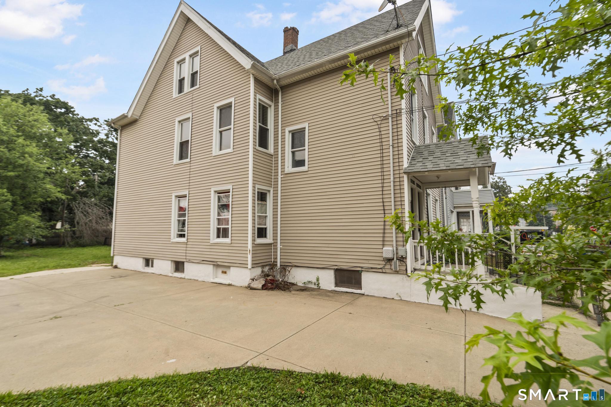 354 Poplar Street Unit: 2nd Flr