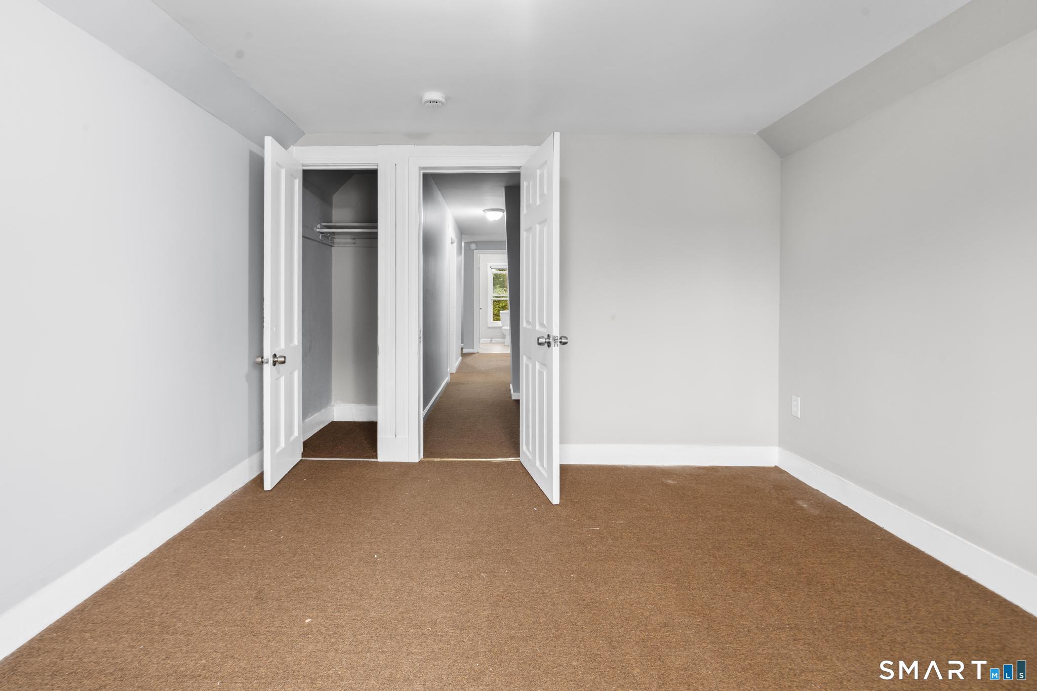 354 Poplar Street Unit: 2nd Flr