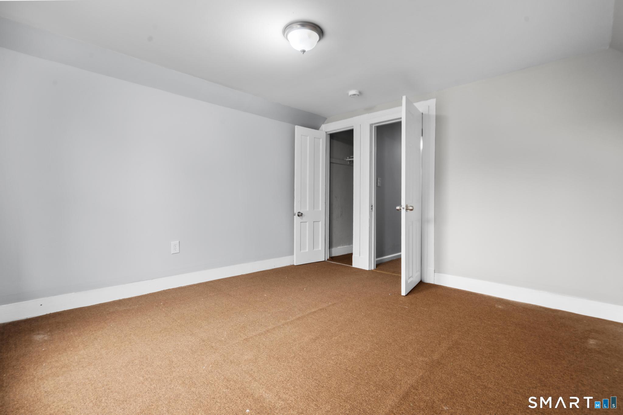 354 Poplar Street Unit: 2nd Flr