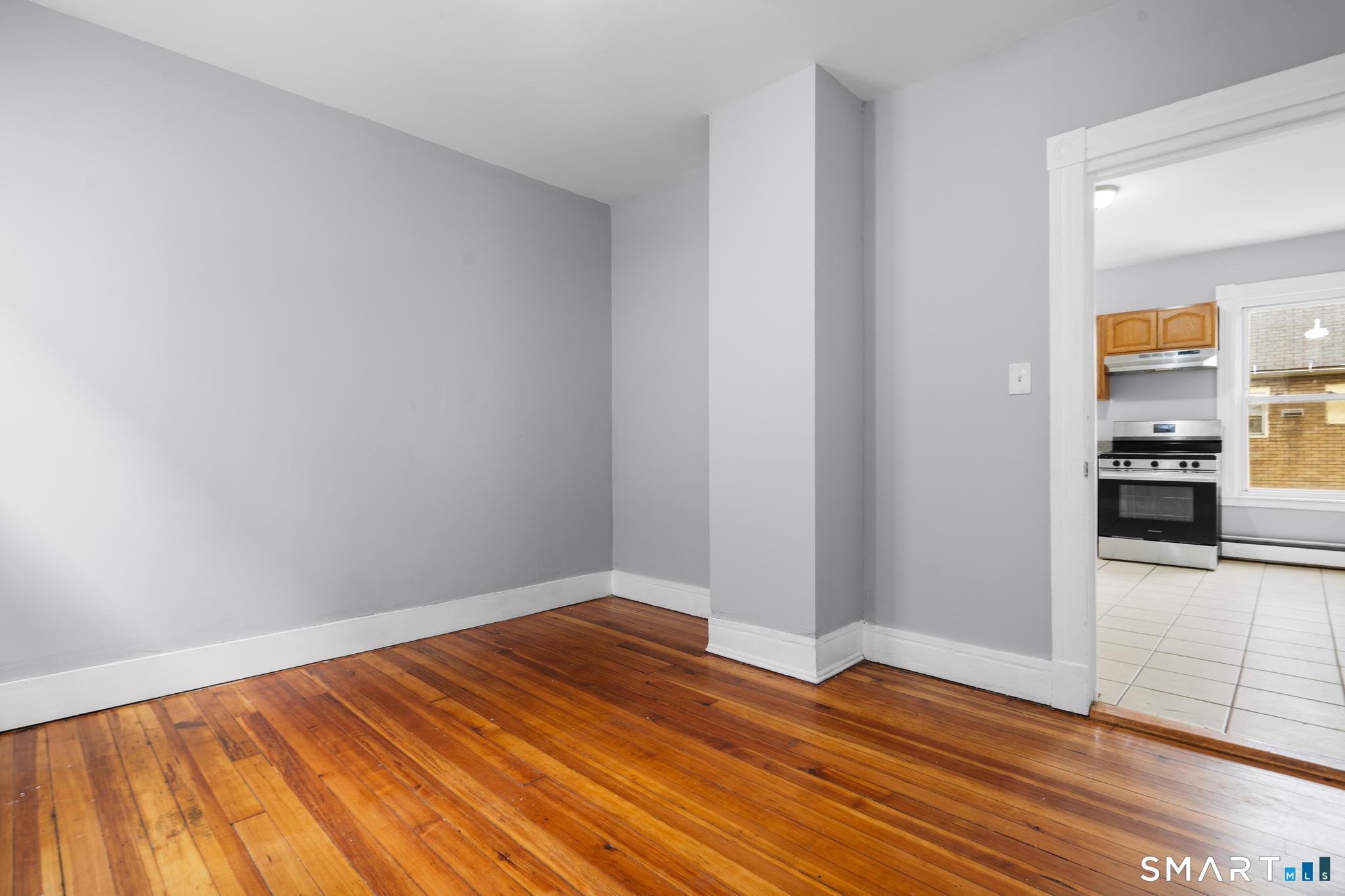 354 Poplar Street Unit: 2nd Flr